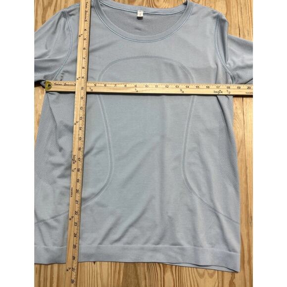 Lululemon Shirt Womens 10 Cyan Blue Swiftly Tech 2.0 Long Sleeve Crew Thumbholes - Picture 6 of 7